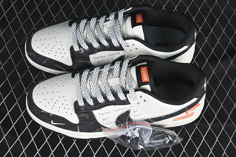 All categories Nk SB Dunk Series Nk SB Dunk Low High-end customized low-top sneakers Nike SB Dunk Low Sup joint black denim Anniversary high-end customized low-top casual sneakers SC9207-414